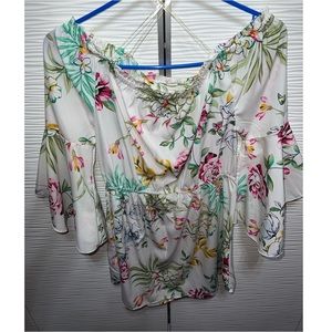 Floral bell sleeve mini dress